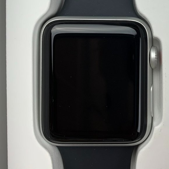 Apple Watch Series 3 42mm - Picture 5 of 11